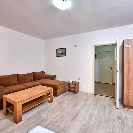 Hotel Koral 2*