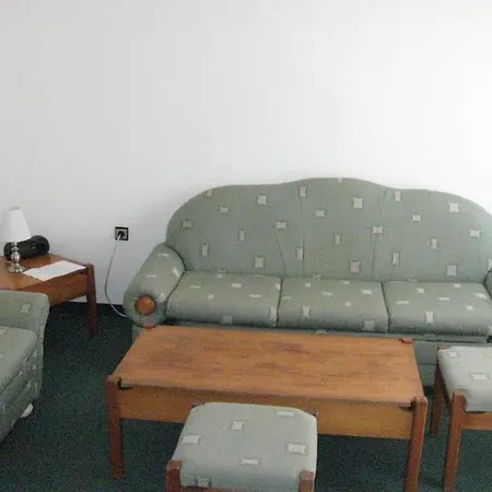 Hotel Koral 2*