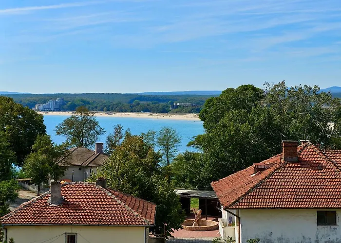 Ξενοδοχείο Koral 2*